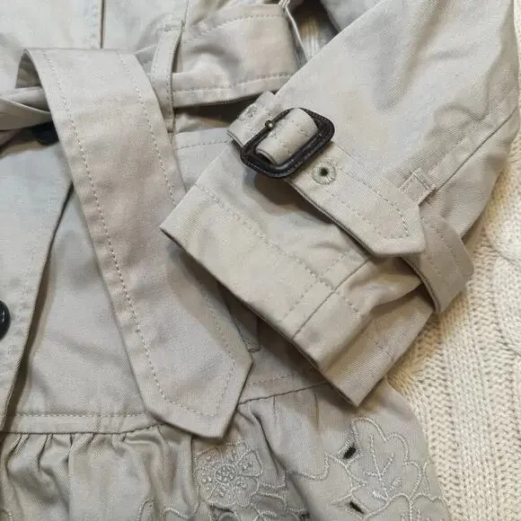 Aquascutum Junior Trench Coat sz 4/5 - Picture 2 of 13